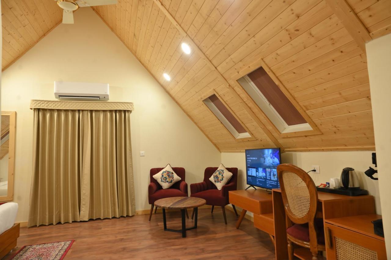 Samsara Luxury Cottages & Spa, Chail Hills Kandāghāt Eksteriør bilde