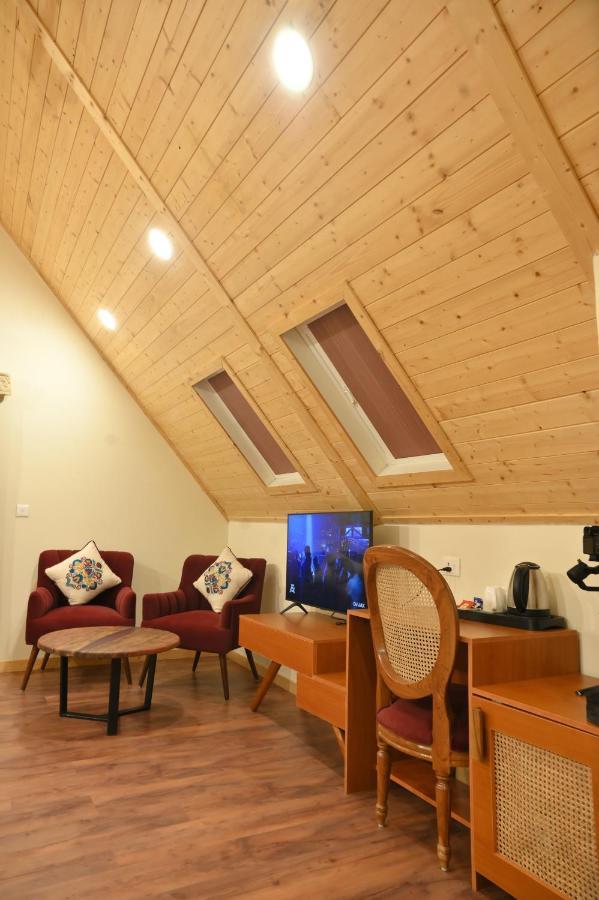 Samsara Luxury Cottages & Spa, Chail Hills Kandāghāt Eksteriør bilde